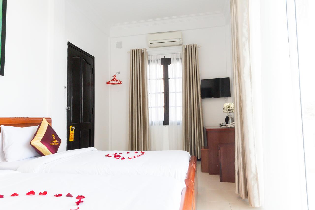 Ruby Bistro Hotel Hue Exterior foto